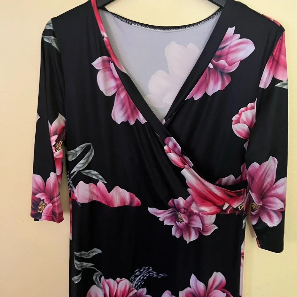 Floral Faux Wrap Dress with Pink Flowers XL - Picture 4 of 5